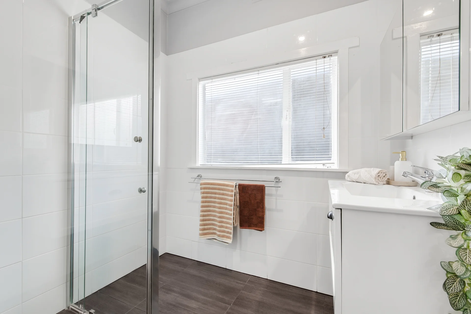 24 Hayes Avenue, Rosebud, Vic 3939