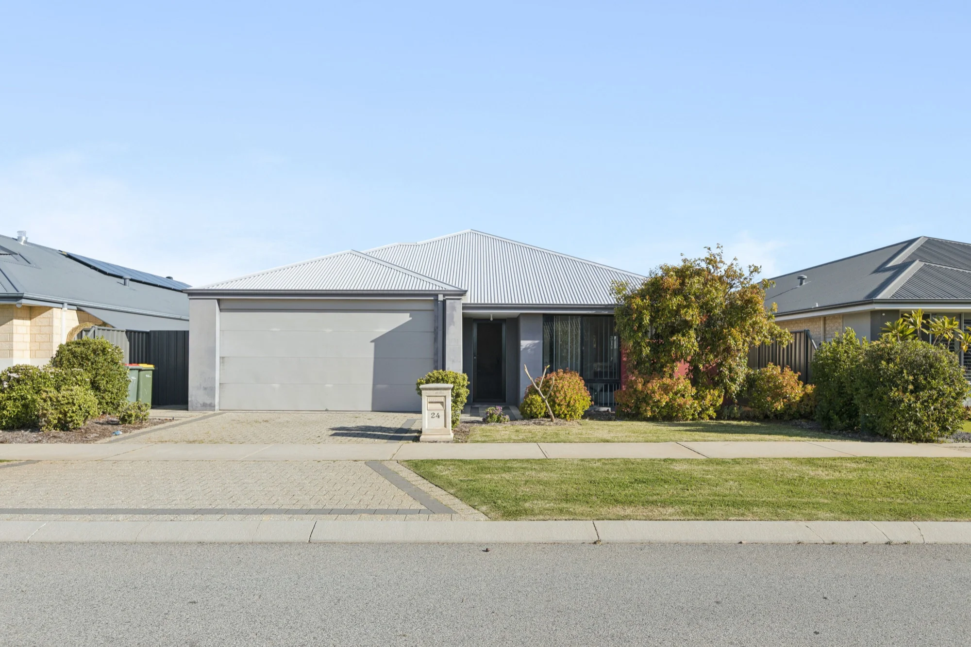24 Mayali Bend, Banksia Grove WA 6031