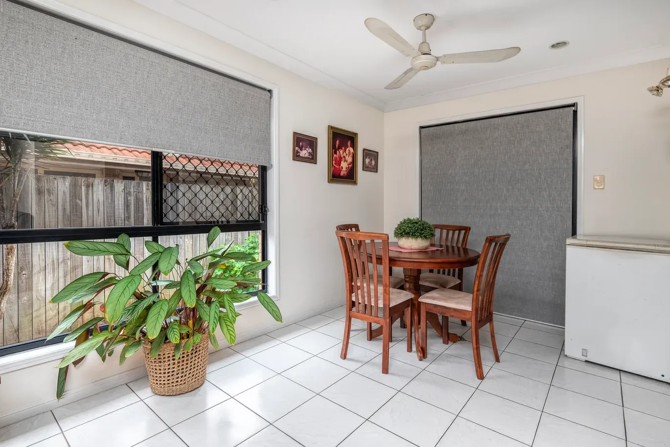 24 Rachel Drive, Crestmead QLD 4132