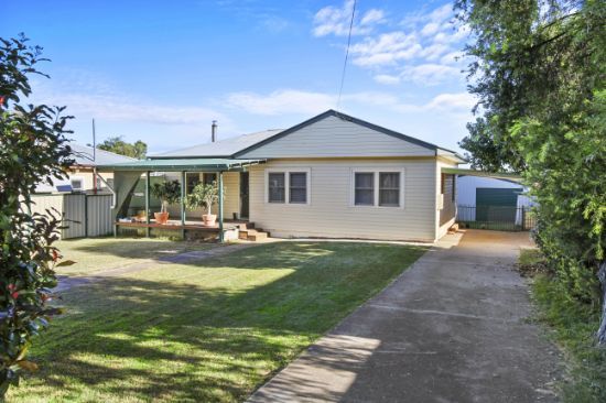 24 Riverview Street, Tamworth, NSW 2340