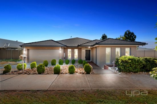 24 Stonehenge Drive, Cobblebank, Vic 3338