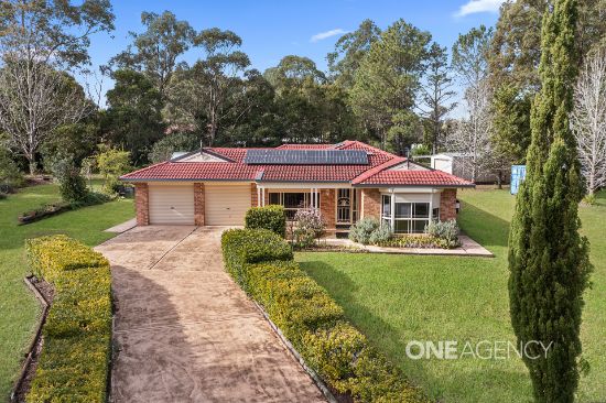 24 Tartarian Crescent, Bomaderry, NSW 2541