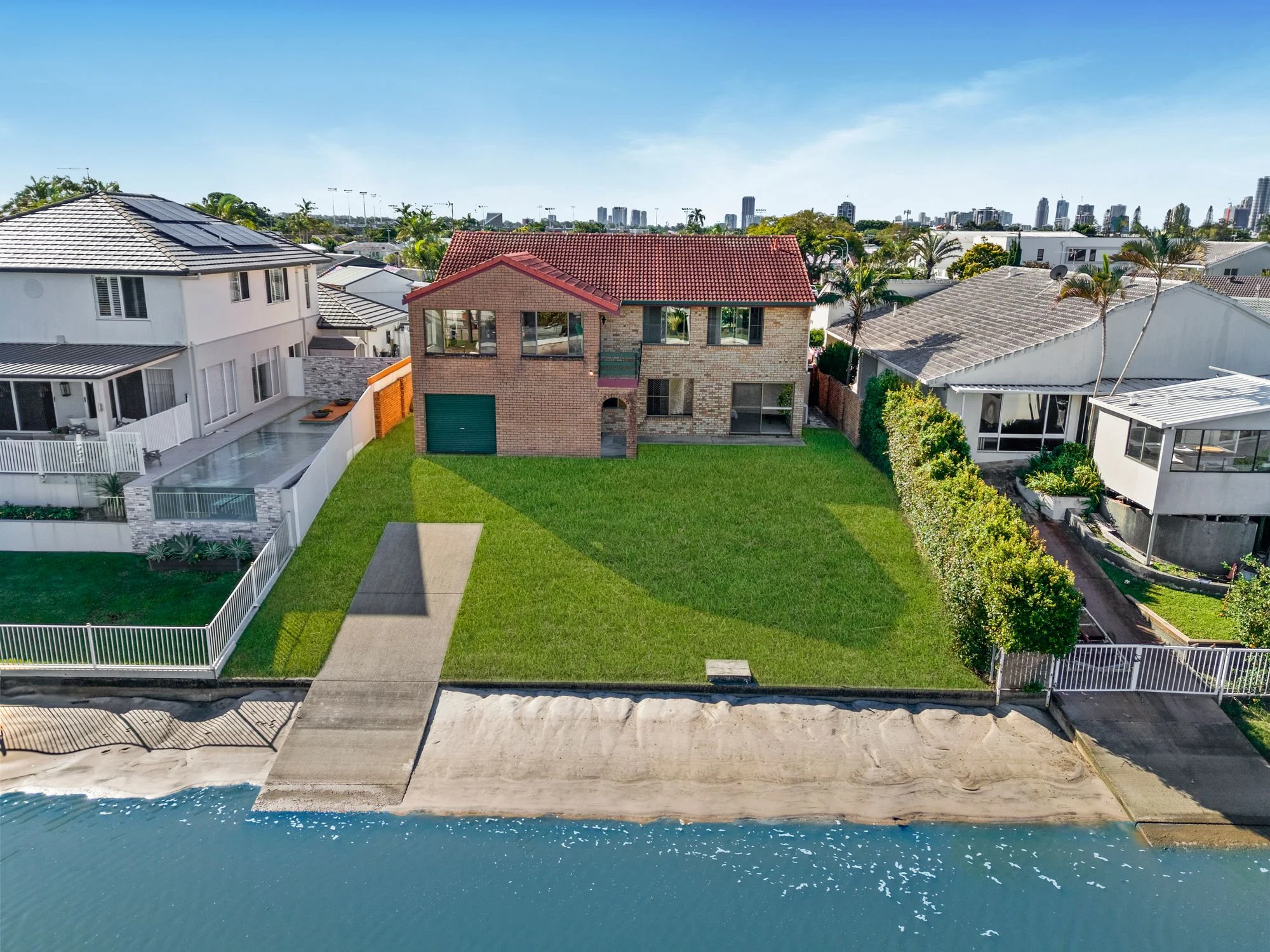 24 Tosti Street, Bundall, Qld 4217