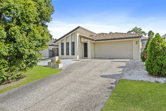 24 Worchester Cres, Wakerley, Qld 4154