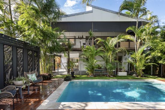 249 Edwards Street, Sunshine Beach, Qld 4567