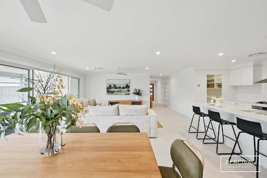 25 Amity Crescent, Thrumster, NSW 2444