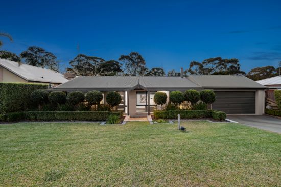 25 Benjamin Court, Spring Gully, Vic 3550