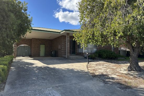 25 Carinya Gardens, Katanning, WA 6317