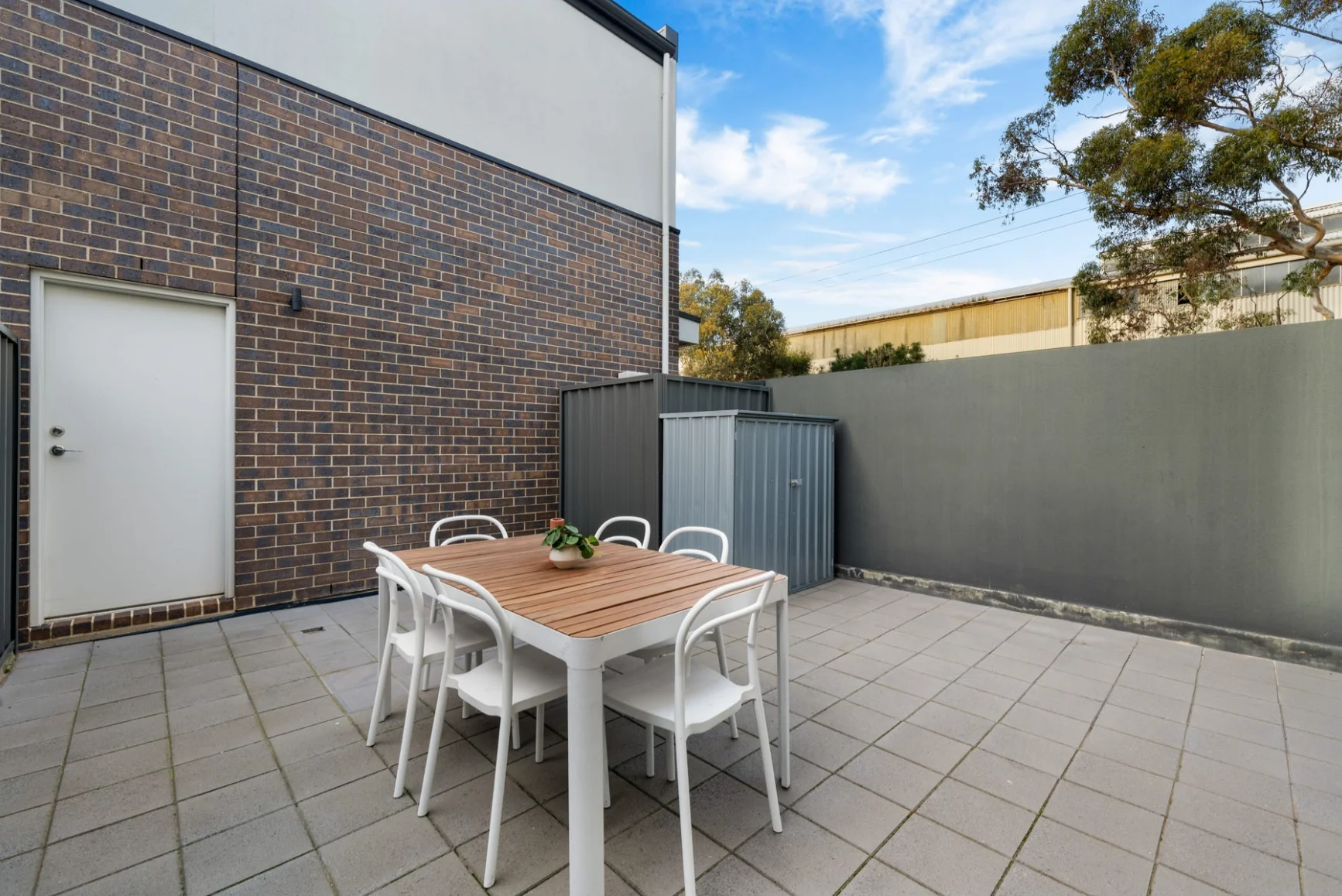 25 Masterdale Court, St Clair SA 5011