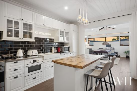 25 Minilya Avenue, White Gum Valley, WA 6162