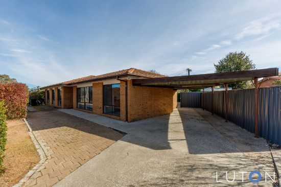 25 Ratcliffe Crescent, Florey, ACT 2615