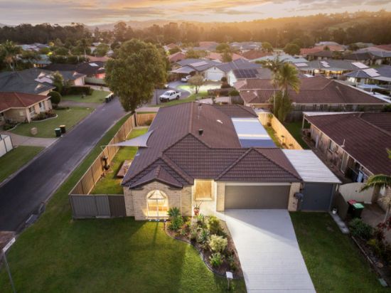 25 Riversdale Boulevard, Banora Point, NSW 2486