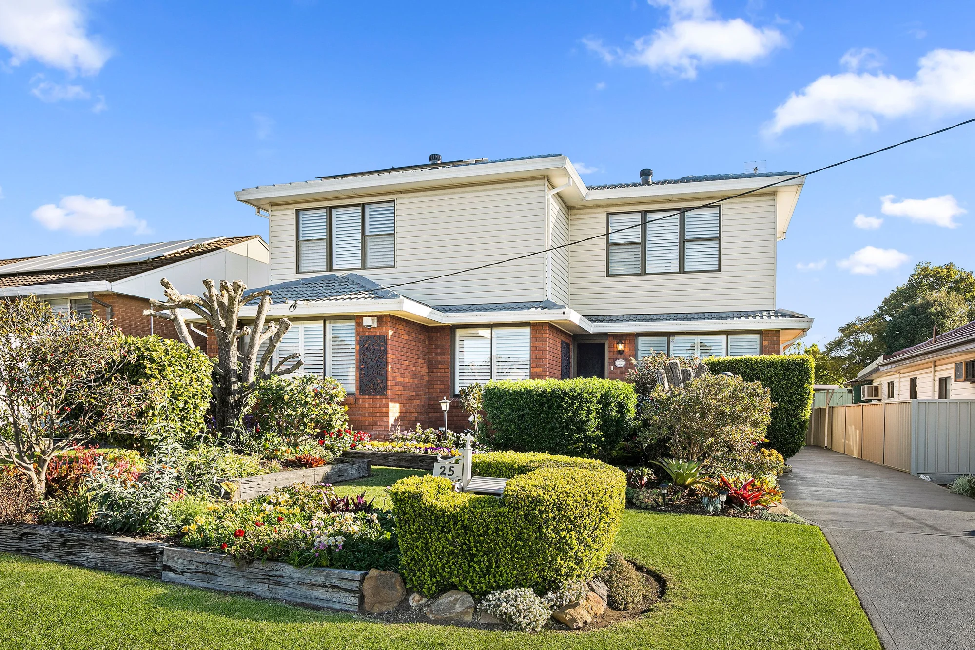 25 Robyn Road, Albion Park Rail NSW 2527