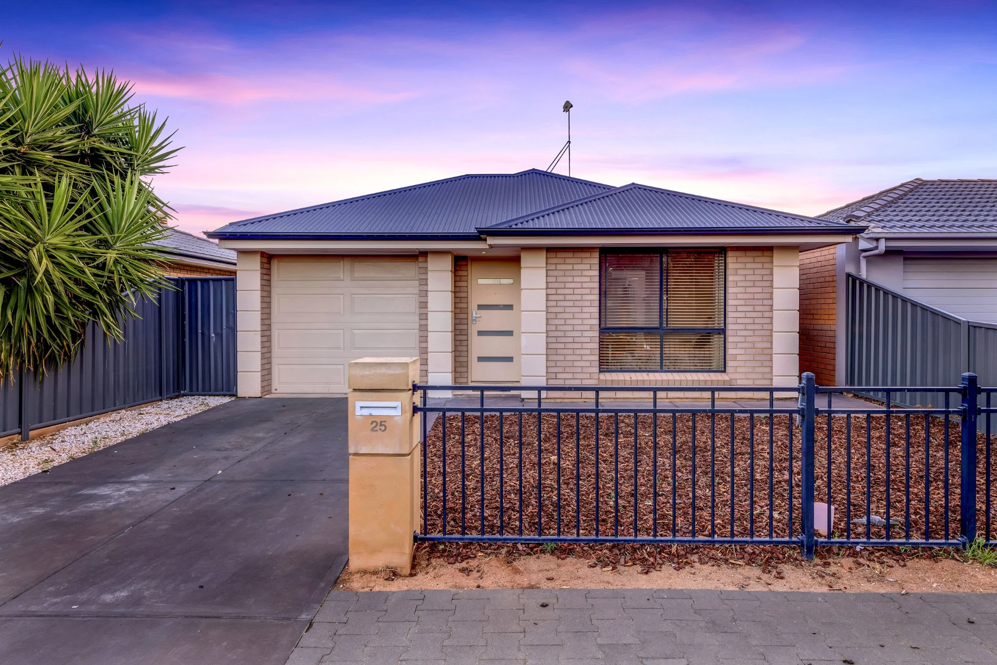 25 Semillon Crescent, Andrews Farm SA 5114