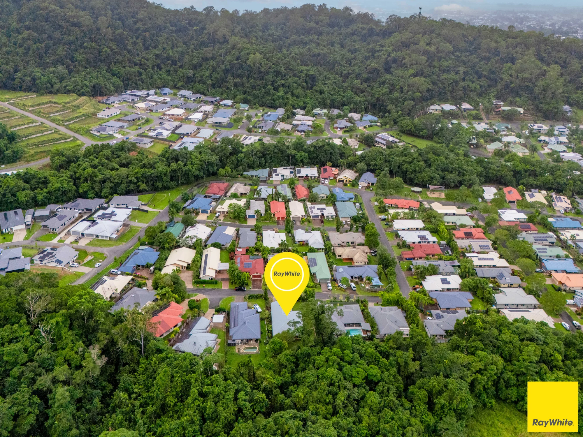 25 Surtees Close, Bentley Park QLD 4869