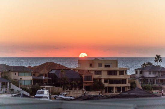 25 Toulon Circle, Mindarie, WA 6030