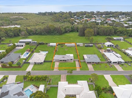25 Waters Edge Drive, Craignish, Qld 4655