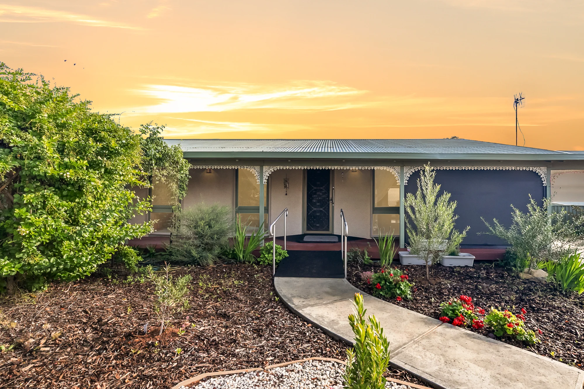 25 Westbrook Avenue, Loxton, SA 5333
