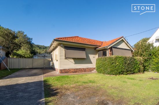 250 The Esplanade, Speers Point, NSW 2284