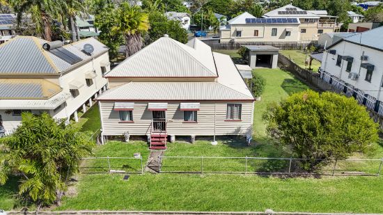 256 West Street, Depot Hill, Qld 4700