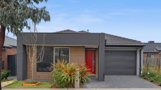 26 Camberwell Parade, Mickleham, Vic 3064