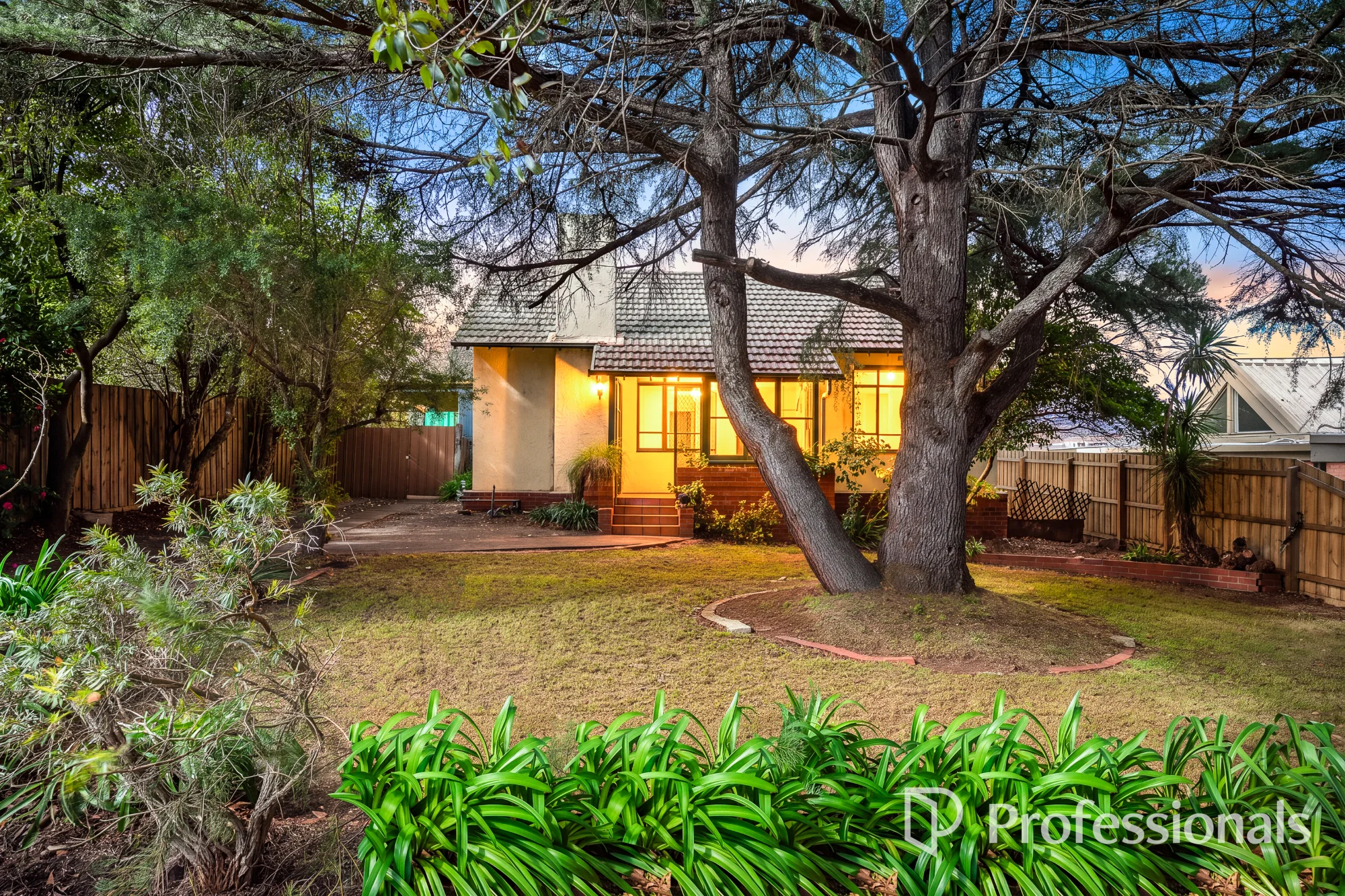 26 Catalina Avenue, Ashburton, Vic 3147