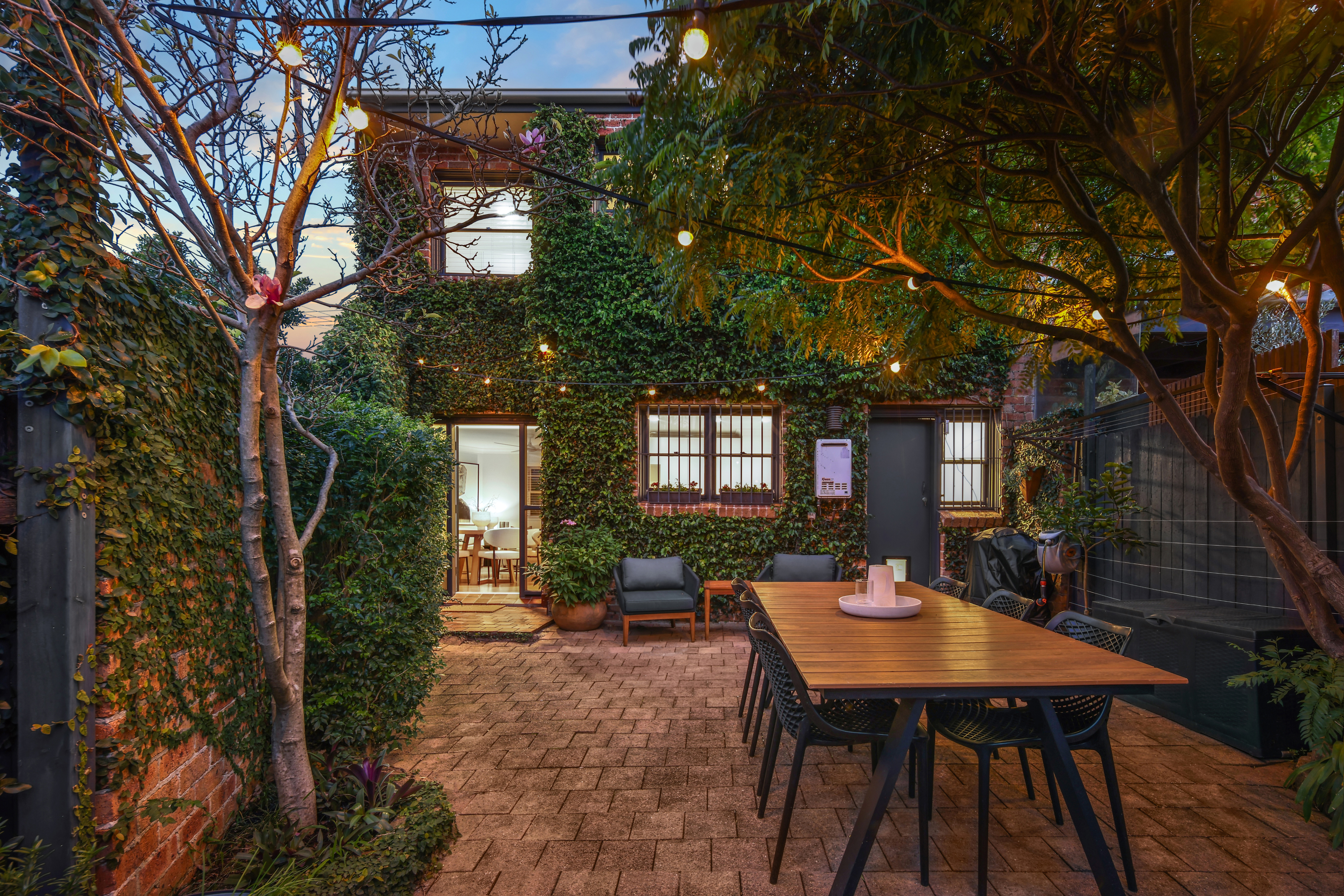 26 Devine Street, Erskineville, NSW 2043 26 Devine Street, Erskineville, NSW 2043