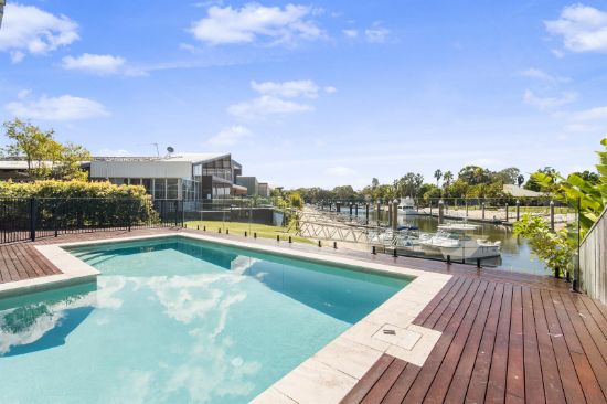 26  Doeblien Drive, South Stradbroke, Qld 4216
