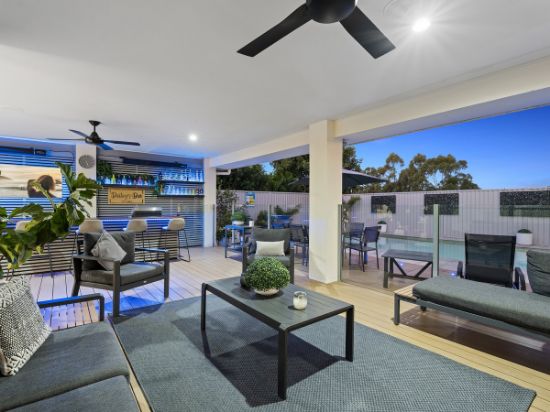 26 Fletcher Crescent, Pacific Pines, Qld 4211