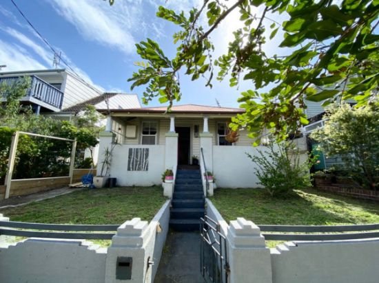 26 Fullerton Street, Stockton, NSW 2295