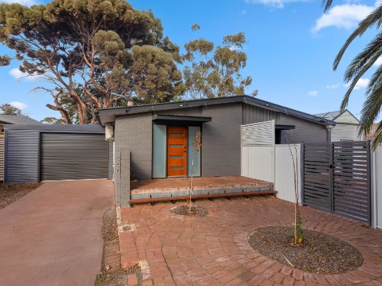 26 Genevieve Street, Christie Downs, SA 5164