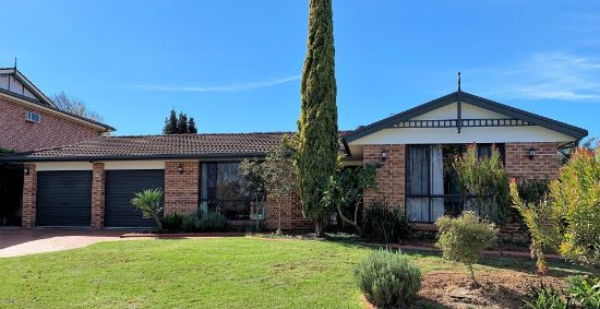 26 Manorhouse Boulevard, Quakers Hill, NSW 2763