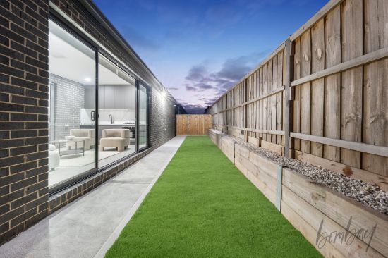 26 Poyner Circuit, Mickleham, Vic 3064