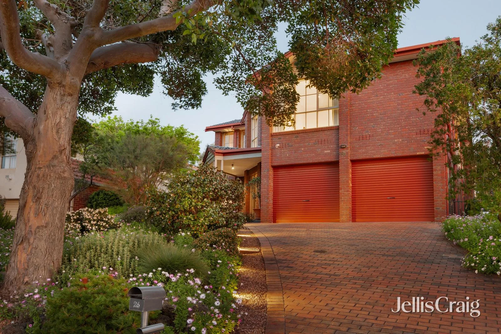 26 Robinson Grove, Bulleen, Vic 3105