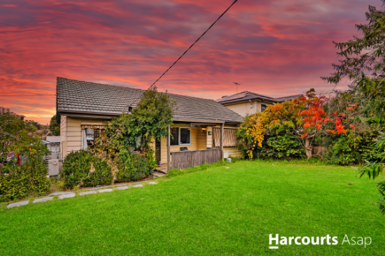27 Barbara Avenue, Dandenong North, Vic 3175