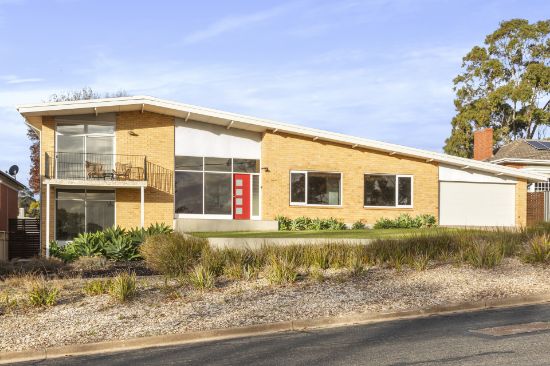 27 Bellevue Drive, Bellevue Heights, SA 5050