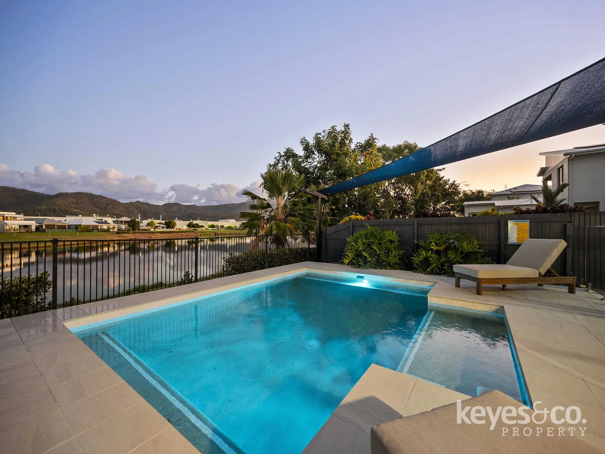 27 Broadwater Terrace, Idalia, Qld 4811