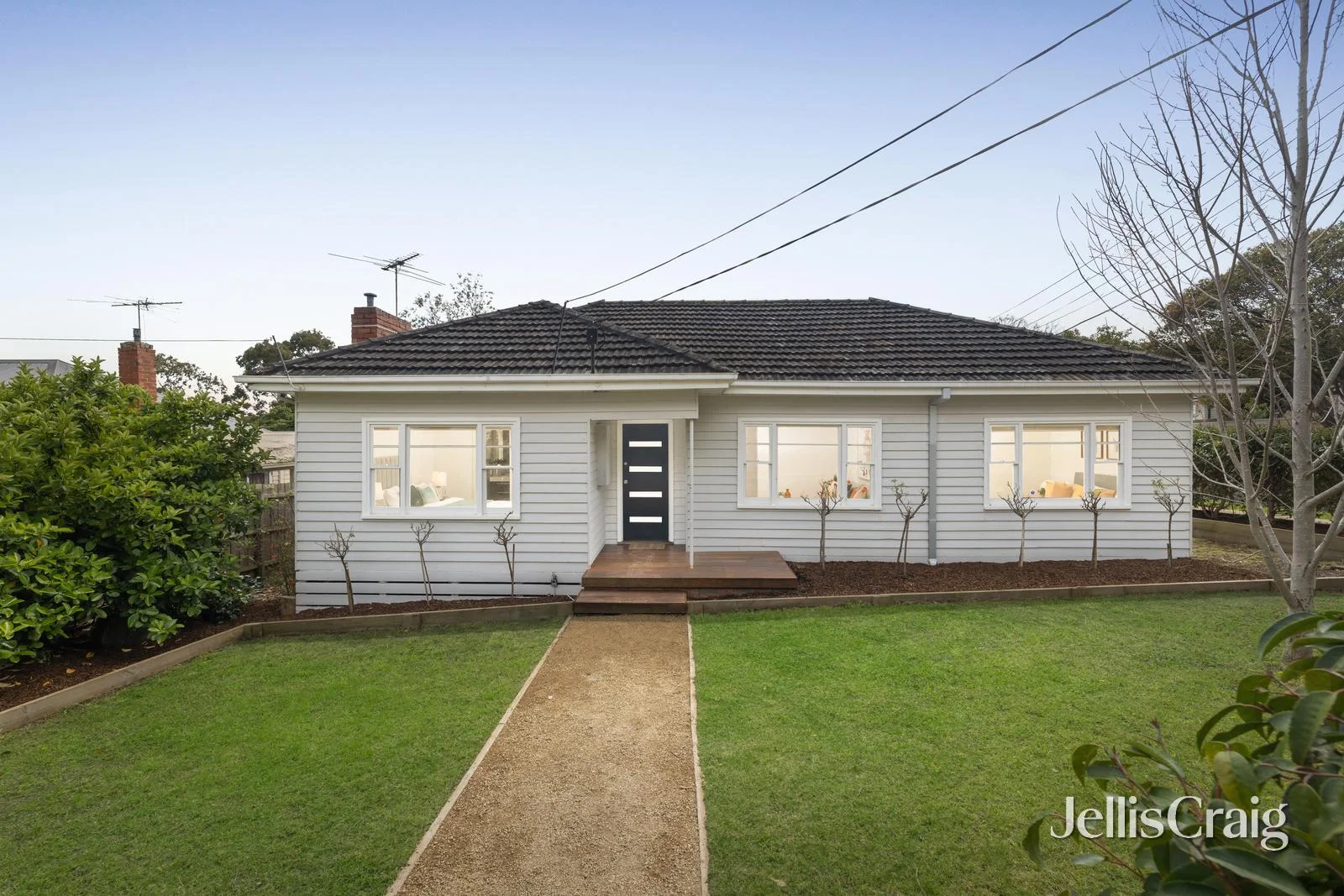 27 Cobham Street, Mitcham, Vic 3132