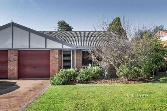 27 Heathcote Drive, Forest Hill, Vic 3131