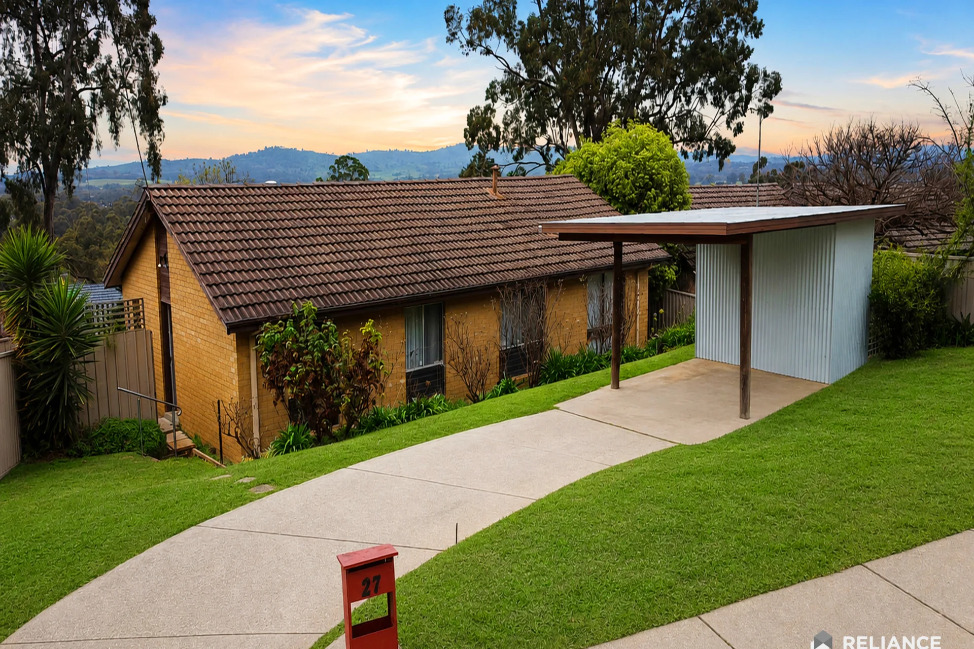 27 Monash Drive, Seymour, Vic 3660