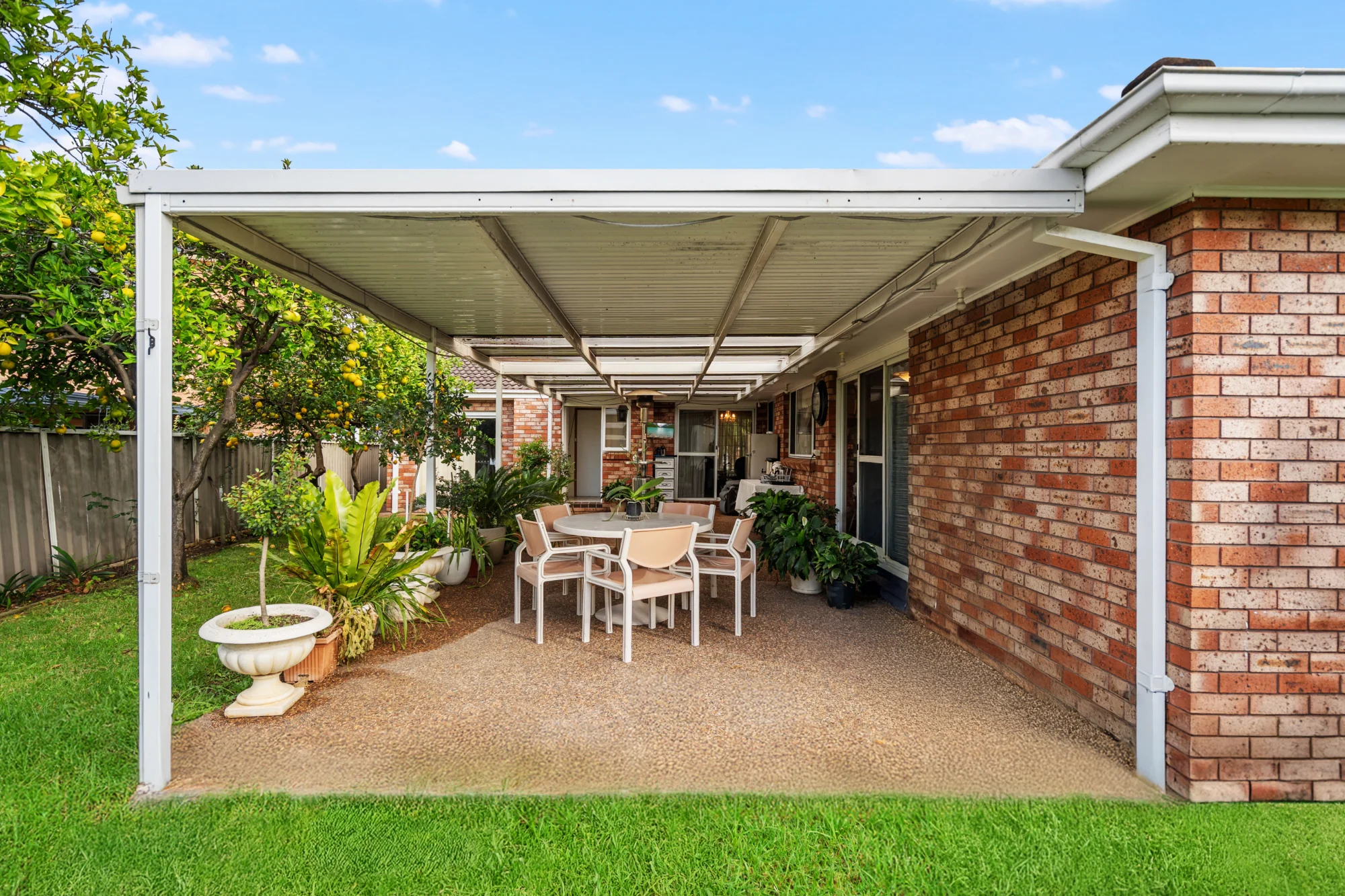 27 Natchez Crescent, Greenfield Park, NSW 2176