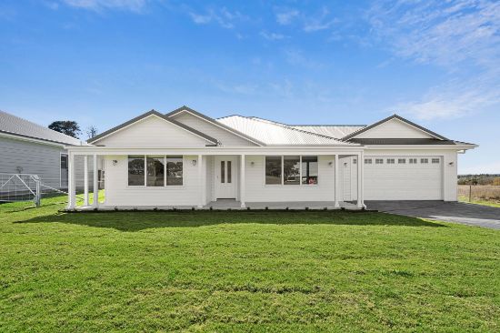 27 Nicholson Circuit, Crookwell, NSW 2583