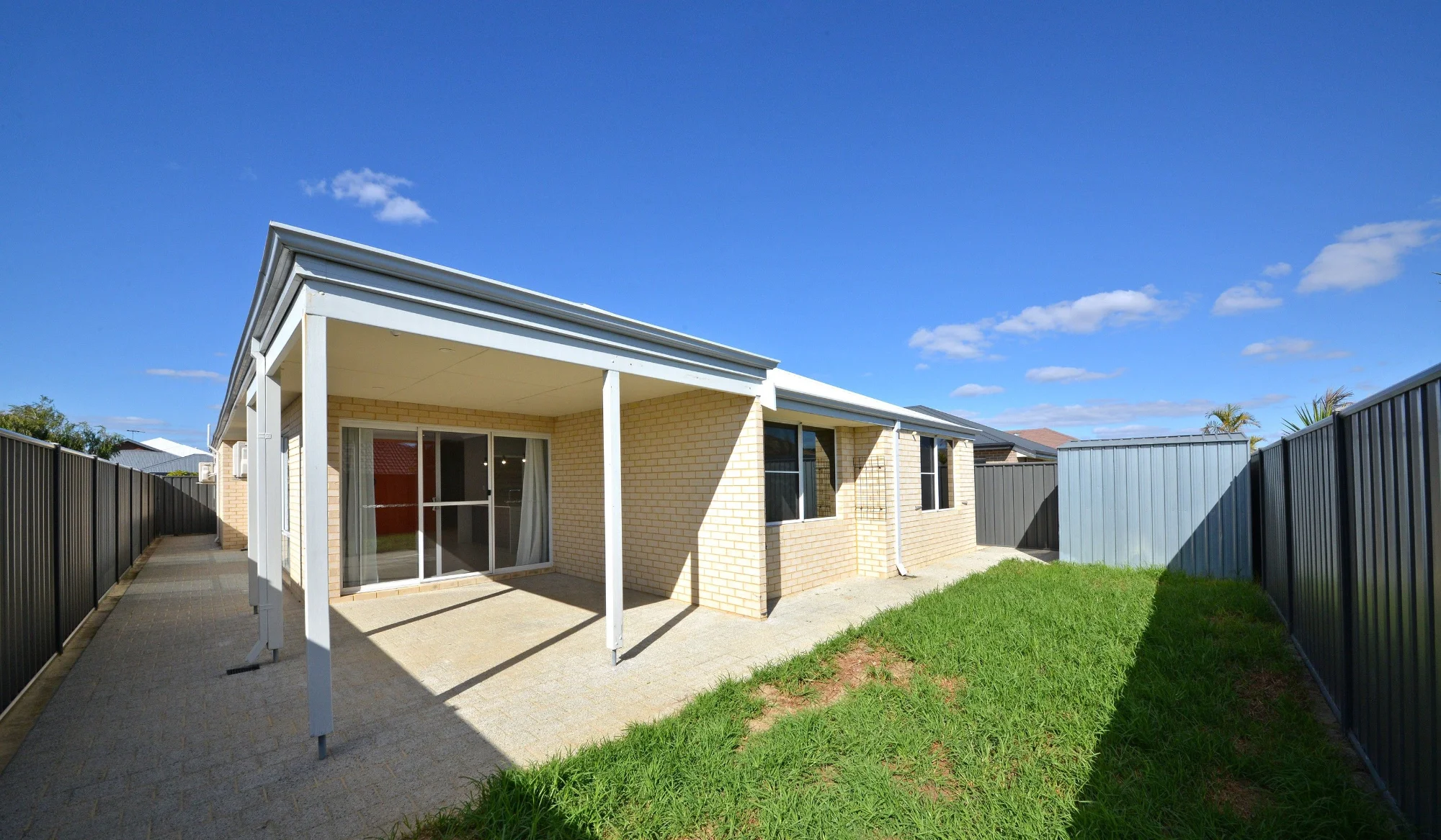 27 Nullagine Road, Banksia Grove, WA 6031