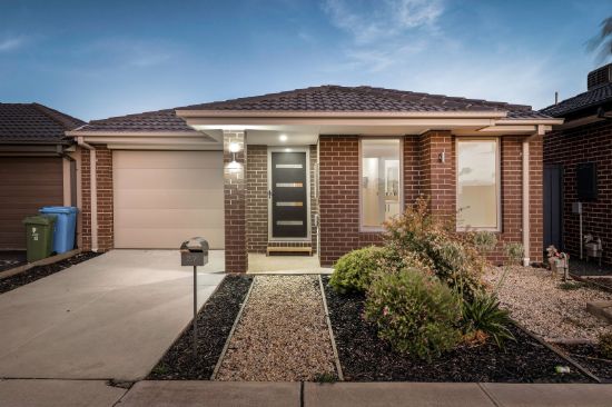 27 Orleana Way, Clyde North, Vic 3978