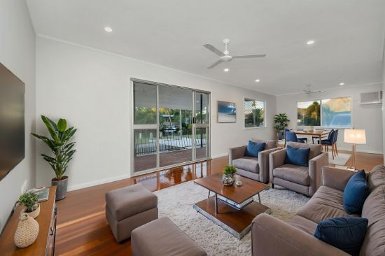 27 RENECOL AVENUE, Rasmussen, Qld 4815