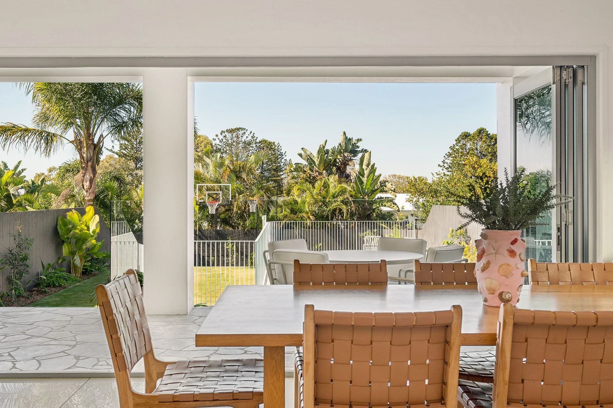 27 Taylor Street, Balmoral QLD 4171