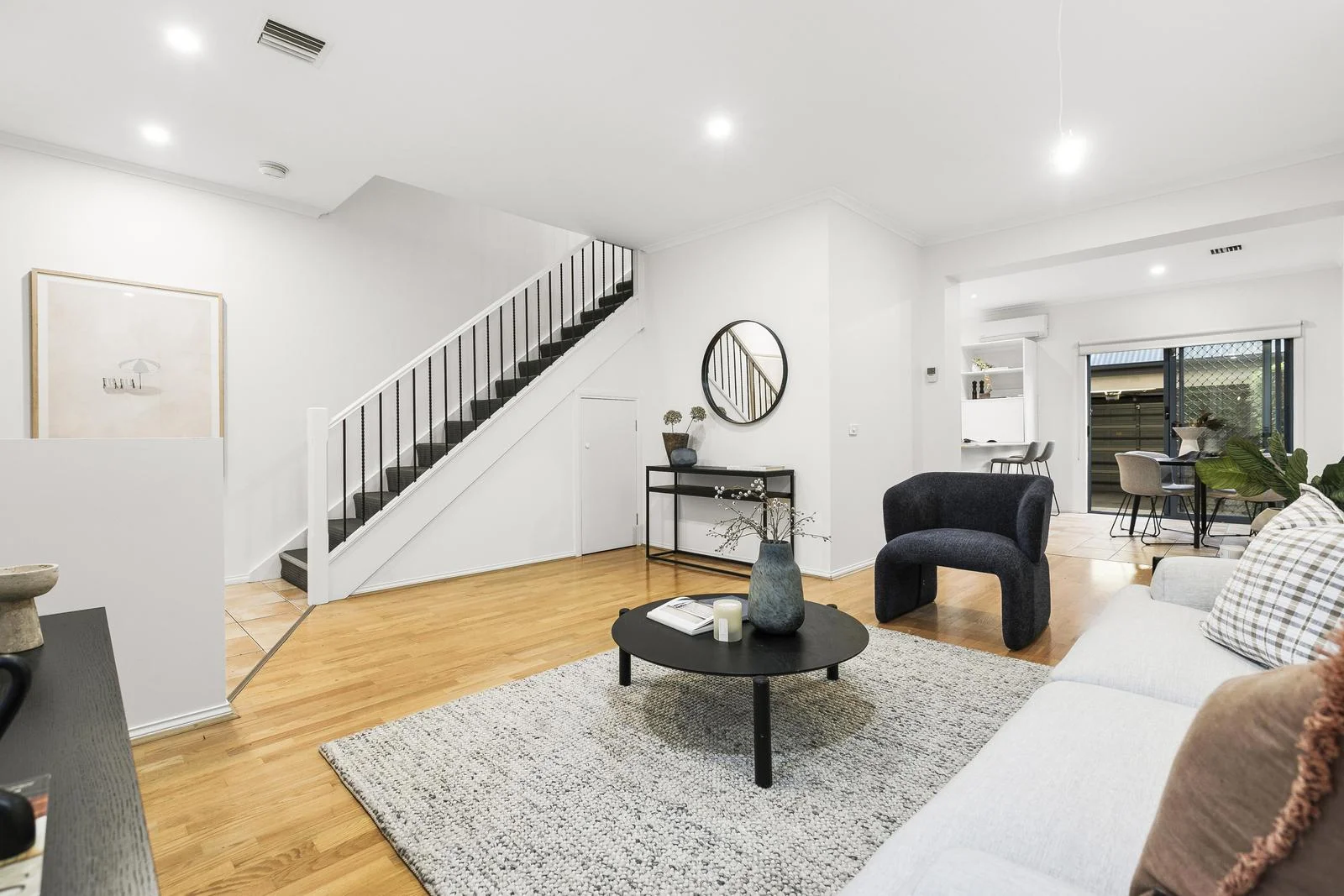 28 Anderson Walk, Kensington, Vic 3031