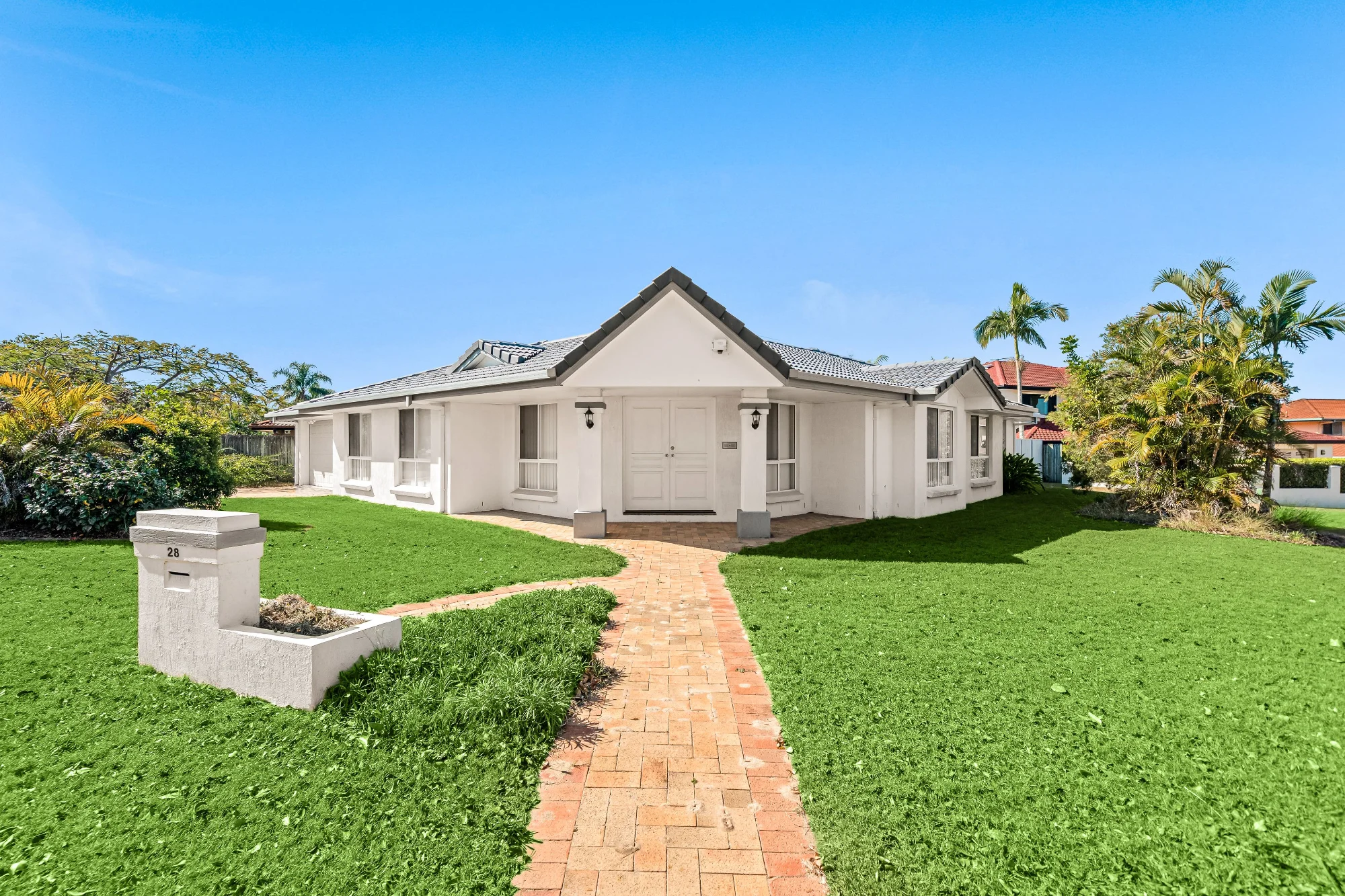 28 Azalea Crescent, Calamvale QLD 4116
