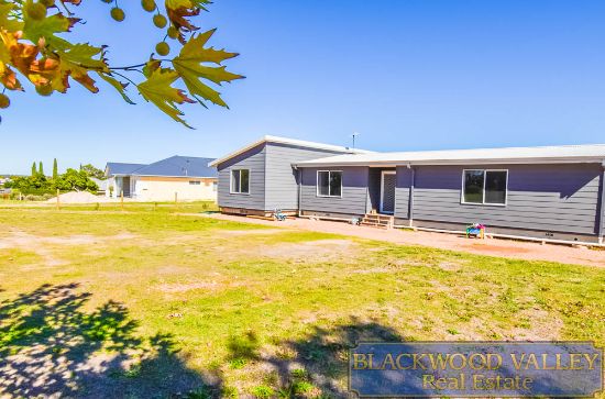 28 Balmoral Drive, Bridgetown, WA 6255