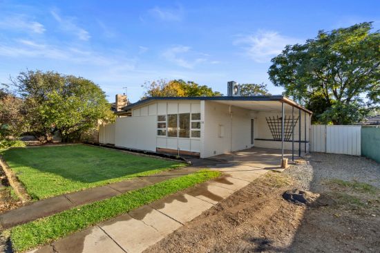 28 Coppleridge Drive, Elizabeth Vale, SA 5112